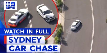 Sydney police car chase on curved road