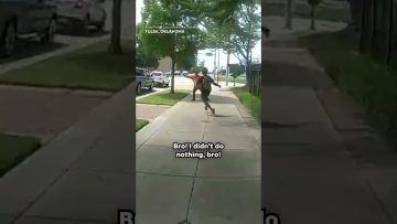 People running on sidewalk in Tulsa, Oklahoma.