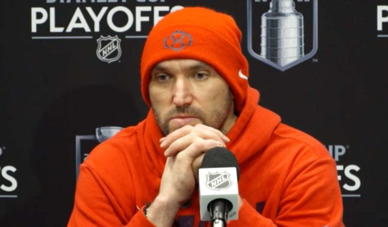 <p>Ovechkin’s Epic Wisdom: Losing 5-1? Just S**t Happens!</p>